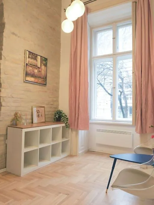 Elegant Apartment Nearby The Central Market Hall Budapest